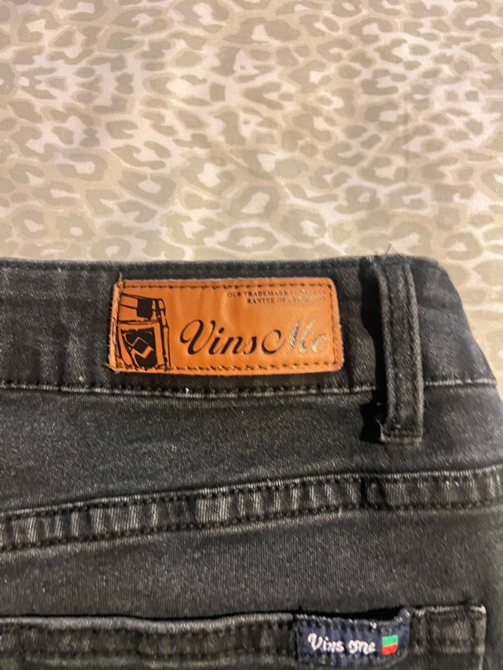 VinsOne Black Denim Jeans with Leather Logo Patch